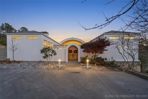 5301 Oak Timber Dr, Tulsa, OK, 74131-2669 | Card Image