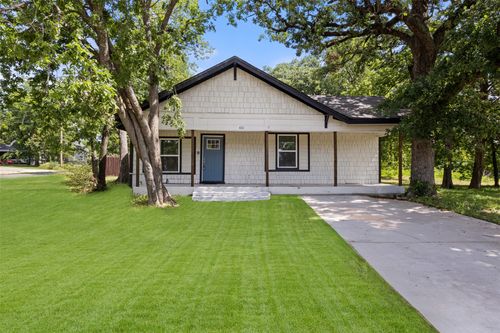 431 W Texas St, Denison, TX, 75020-6376 | Card Image