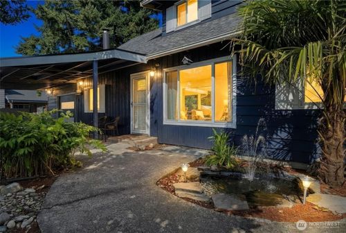 25916 18th Avenue S, Des Moines, WA, 98198 | Card Image