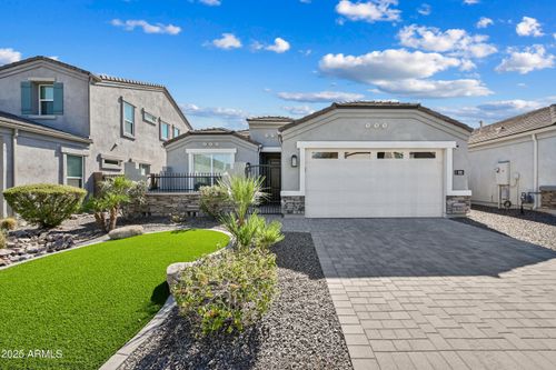 1825 E Saguaro Park Ln, Phoenix, AZ, 85024-5323 | Card Image