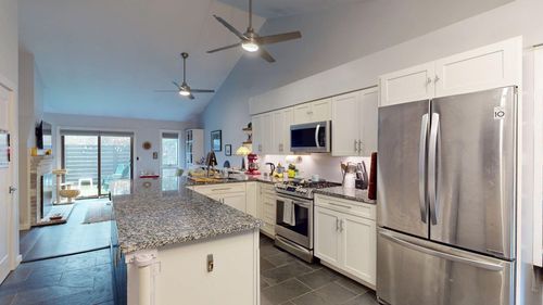 7-10 Hubbard Farms Road, Orono, ME, 04473 | Card Image