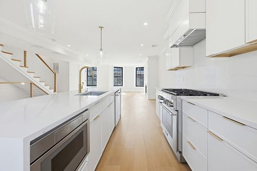 ph-667 Tremont St, Boston, MA, 02118-4485 | Card Image