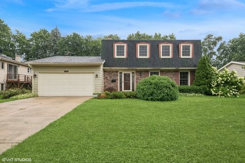 1720 Buena Vista Dr, Wheaton, IL, 60189-7745 | Card Image
