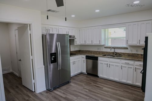 2122 Teakwood Ln, Plano, TX, 75075-2040 | Card Image