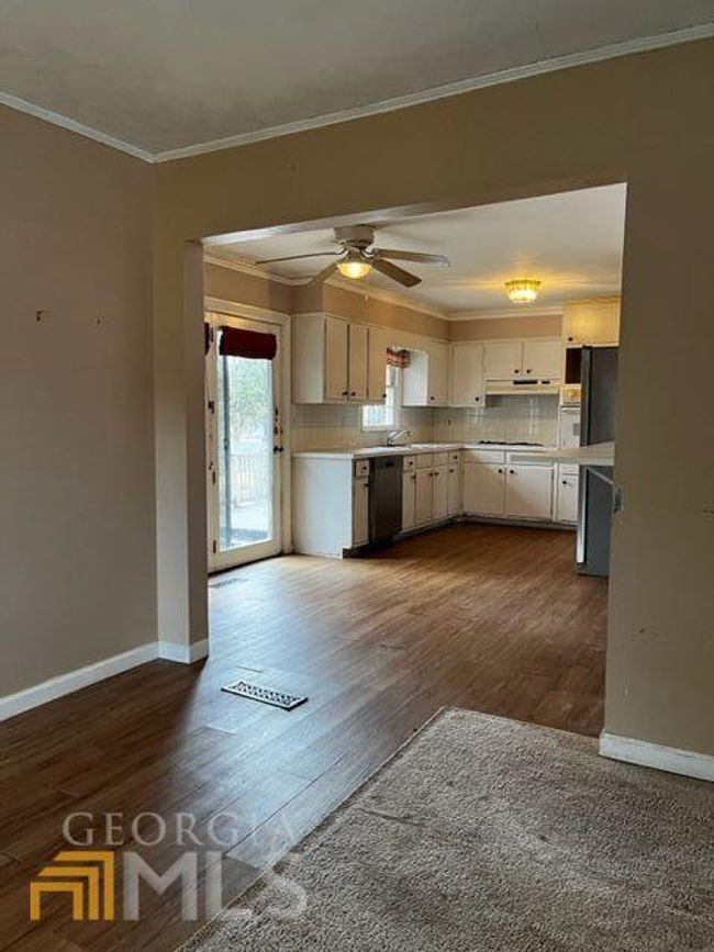 724 Camelot Way, House other with 3 bedrooms, 2 bathrooms and null parking in Norcross GA | Image 5