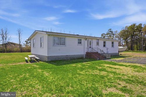 5666 Walnut St, ROCK HALL, MD, 21661-1443 | Card Image