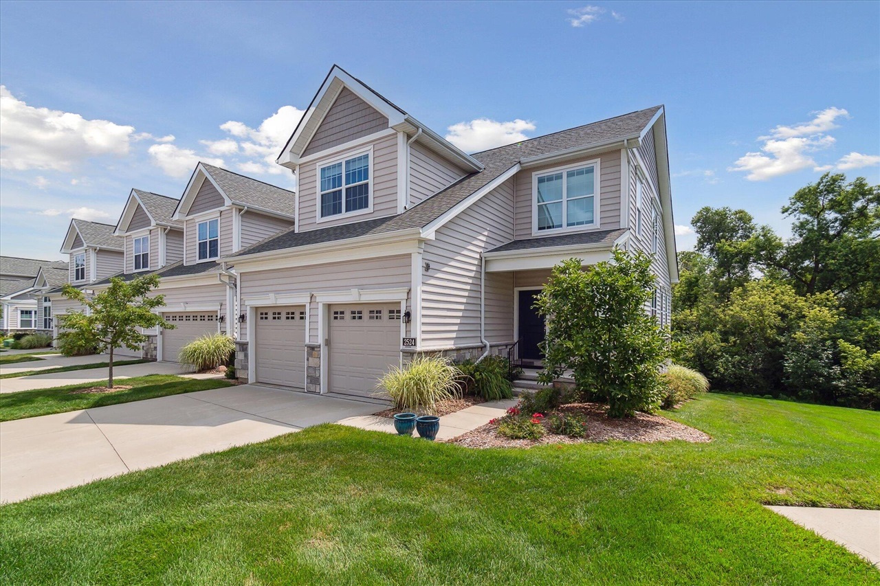 Oxford Cir, Ann Arbor, MI 48103