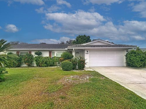 11320 Currie Ln, LARGO, FL, 33774-3837 | Card Image