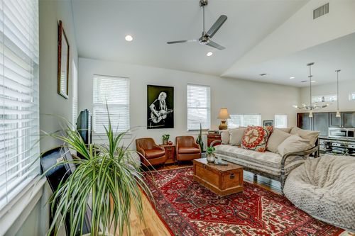 1161 Ridgeway Dr, Austin, TX, 78702-2522 | Card Image