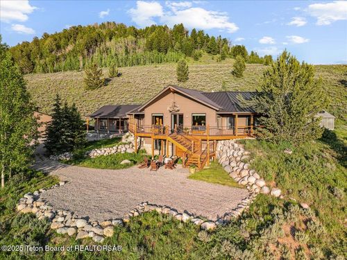 20 Trail Ride Ln, Cora, WY, 82925-8824 | Card Image