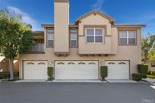 1232 S Country Glen Way, Anaheim, CA, 92808 | Card Image