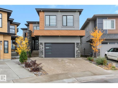 223 37 St Sw, Edmonton, AB, T6X2W4 | Card Image