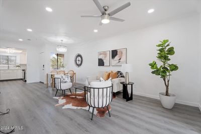 2047 - 750 E Northern Avenue, Townhouse with 2 bedrooms, 2 bathrooms and null parking in Phoenix AZ | Image 2