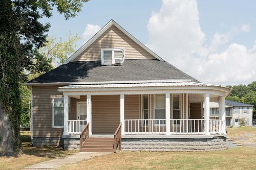 207 Church St, Martin, TN, 38237-2460 | Card Image