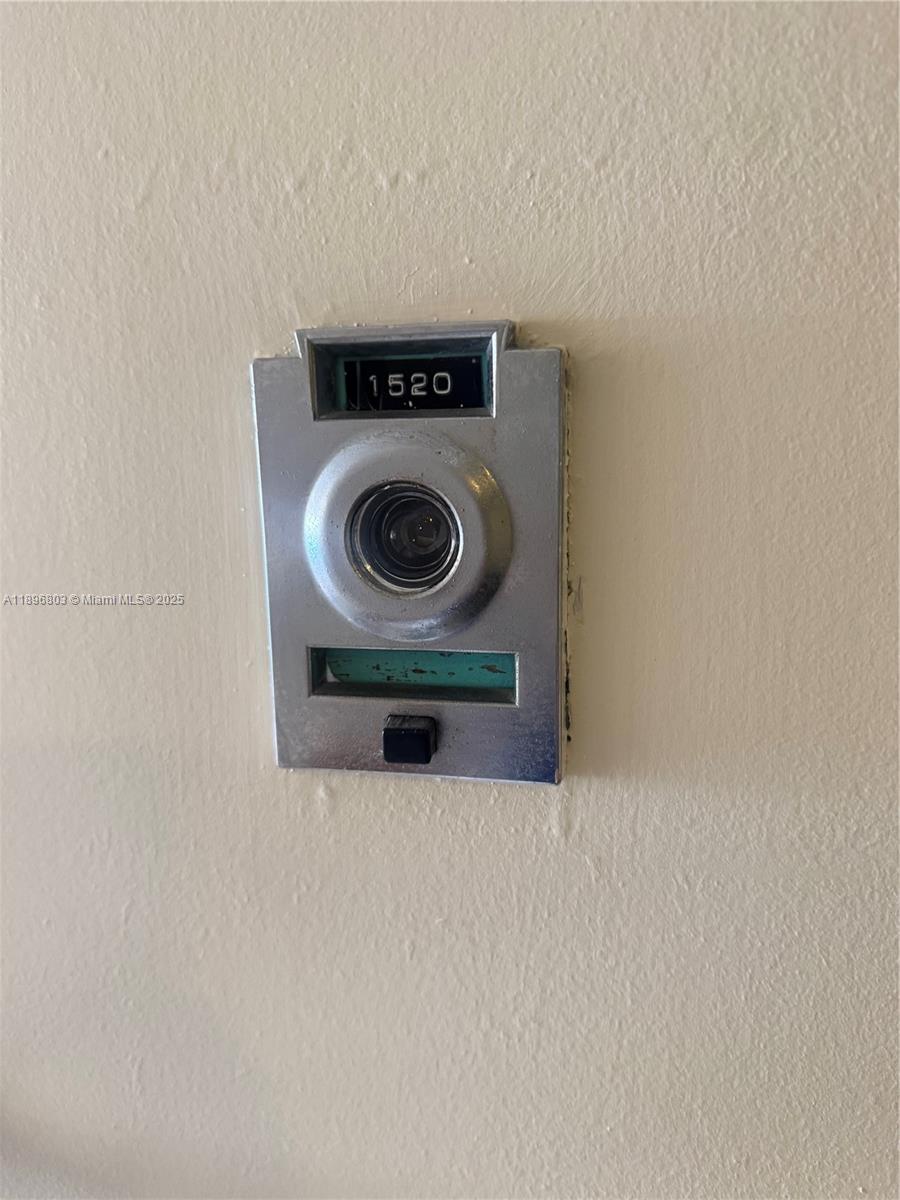 Residential in Sunny Isles Beach 3