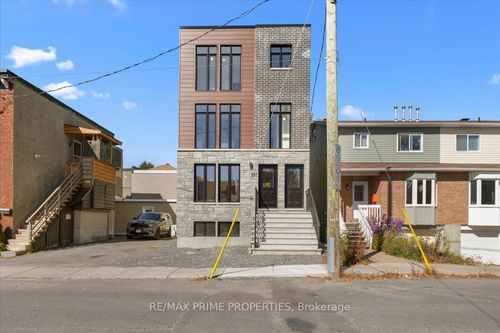 207 Carillon St, Vanier, ON, K1L5X7 | Card Image