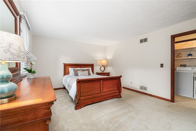 1157 Woodhill Dr, House other with 4 bedrooms, 3 bathrooms and 2 parking in Gibsonia PA | Image 23