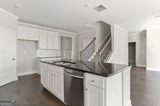 95 - 7244 Millbrae Walk, House other with 5 bedrooms, 3 bathrooms and 4 parking in Flowery Branch GA | Image 10