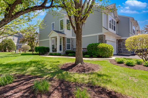 656 Hawley Dr, Oswego, IL, 60543-4070 | Card Image