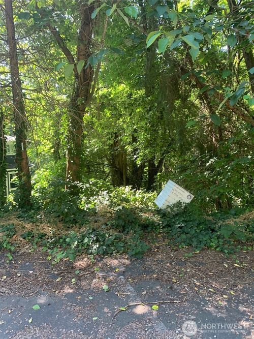 9167 Se 64th St, Mercer Island, WA, 98040-4952 | Card Image