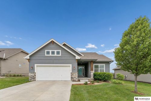 11009 S 186th Ave, Omaha, NE, 68136-6461 | Card Image