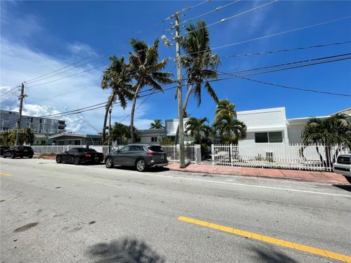 apt-4-8215 Crespi Blvd, MIAMI BEACH, FL, 33141-1329 | Card Image
