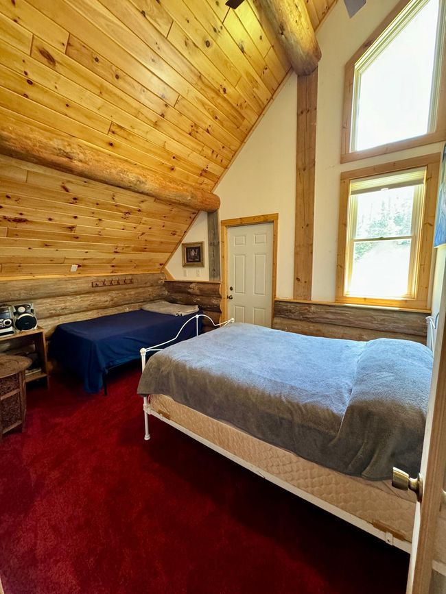 Upper Level Bedroom | Image 44