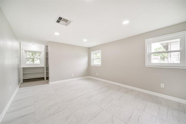 538 Pecan Dr, House other with 3 bedrooms, 2 bathrooms and null parking in South Houston TX | Image 14
