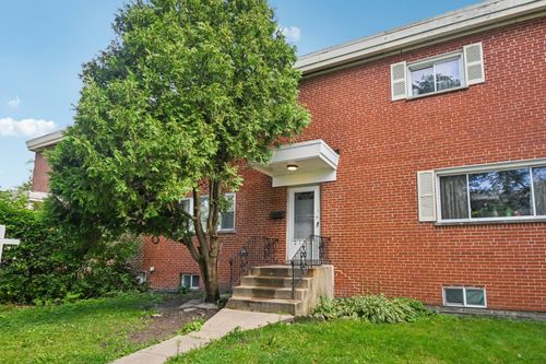 2122 Foster St, Evanston, IL, 60201-3352 | Card Image