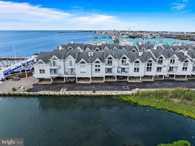 APT-8S - 420 8 Th St, Townhouse with 4 bedrooms, 2 bathrooms and null parking in BEACH HAVEN NJ | Image 75