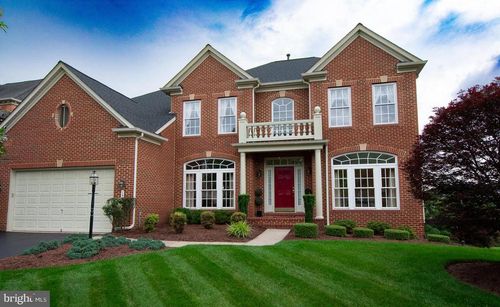 19123 Dalton Points Pl, LEESBURG, VA, 20176-3836 | Card Image