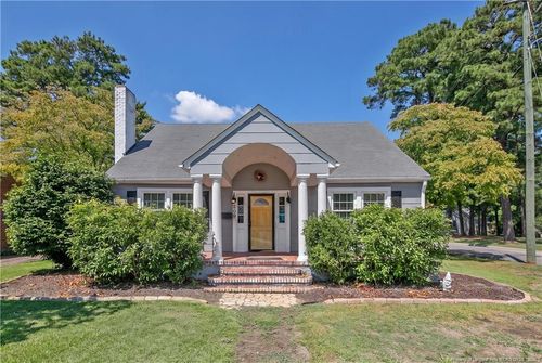 209 N Churchill Dr, Fayetteville, NC, 28303-7021 | Card Image