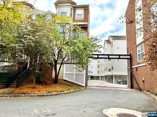 201 Dey St, Harrison, NJ, 07029-1787 | Card Image