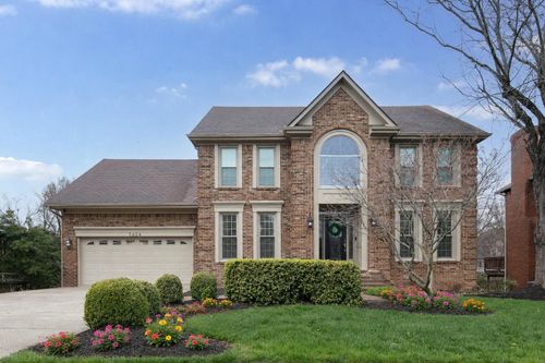 3424 Chestnut Hill Ln, Lexington, KY, 40509-1916 | Card Image