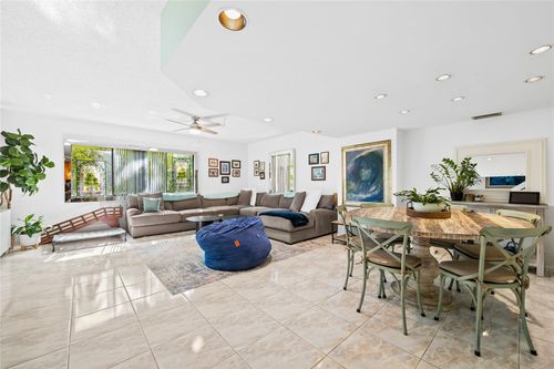 201-3225 Ne 13th St, Pompano Beach, FL, 33062-8158 | Card Image