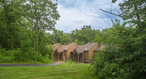 33 Creekwood Ln, GALENA, IL, 61036-8644 | Card Image