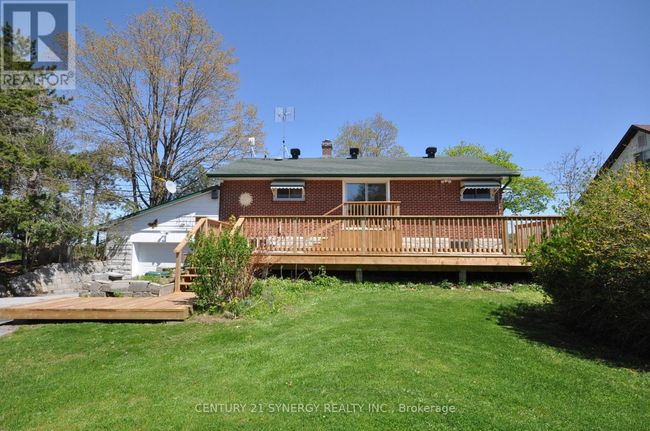 12009 Highway 15, House other with 3 bedrooms, 1 bathrooms and 6 parking in Smiths Falls ON | Image 7