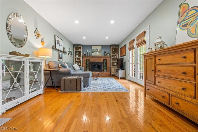 Family room off the kitchen | Image 9