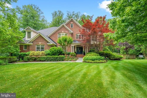 1106 Hobnail Ct, Great Falls, VA, 22066-2033 | Card Image