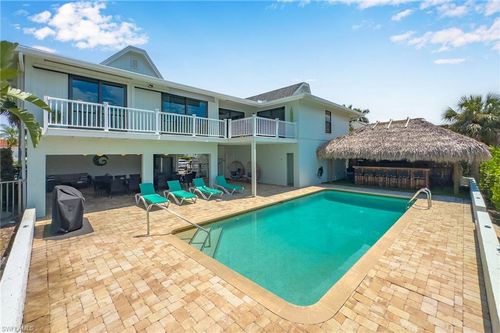 252 N Barfield Dr, MARCO ISLAND, FL, 34145-4206 | Card Image