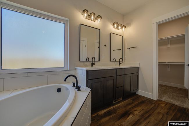 4636 Shale Cir, House other with 4 bedrooms, 3 bathrooms and null parking in Mills WY | Image 25