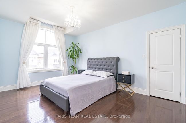 118 Headwind Blvd, House other with 5 bedrooms, 5 bathrooms and 5 parking in Woodbridge ON | Image 23
