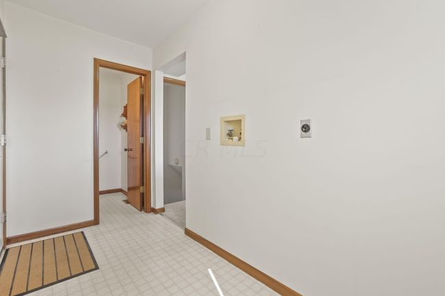 3826 Stemen Rd Nw, House other with 3 bedrooms, 3 bathrooms and null parking in Baltimore OH | Image 25