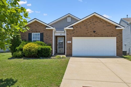 668 Prominence Rd, Columbia, TN, 38401-6875 | Card Image