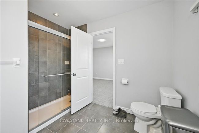 103 Springvalley Cres, House attached with 4 bedrooms, 3 bathrooms and 2 parking in Hamilton ON | Image 33