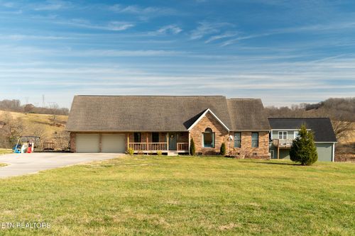 639 Richland Creek Dr, Blaine, TN, 37709-5441 | Card Image