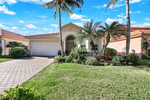 9155 Spanish Moss Way, BONITA SPRINGS, FL, 34135-2902 | Card Image