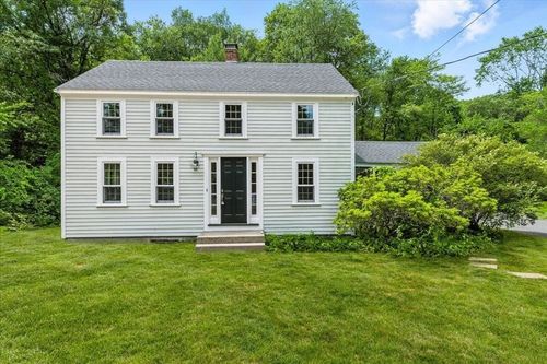 105 N Main St, Sherborn, MA, 01770-1512 | Card Image