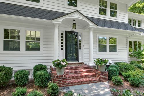 40 Kings Ct, Chappaqua, NY, 10514-3527 | Card Image