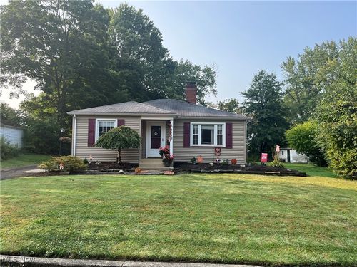 1115 Estelle Ct, Niles, OH, 44446-3420 | Card Image